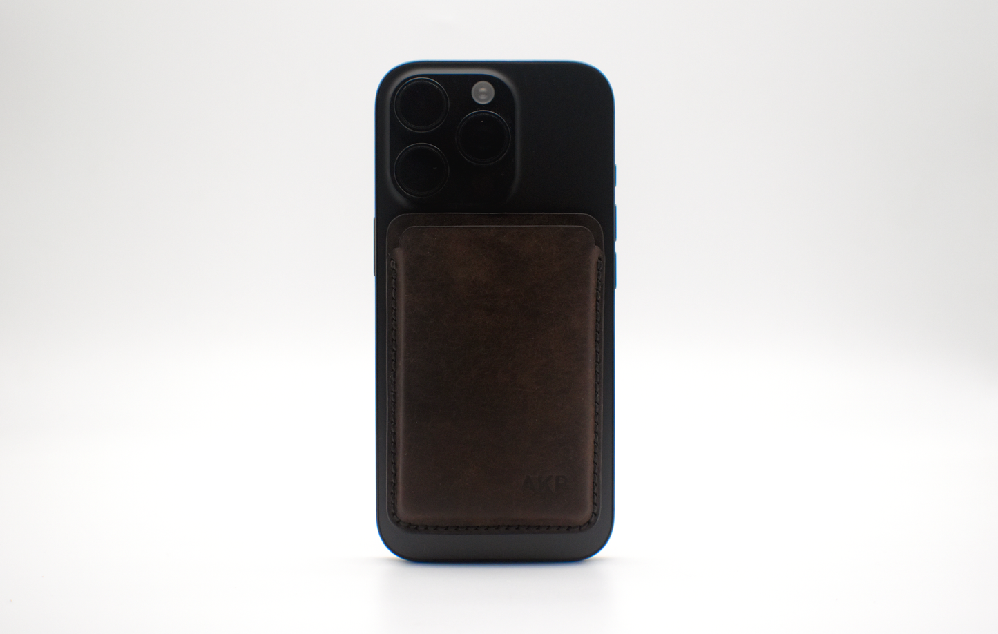 Leather MagSafe Wallet – Classic