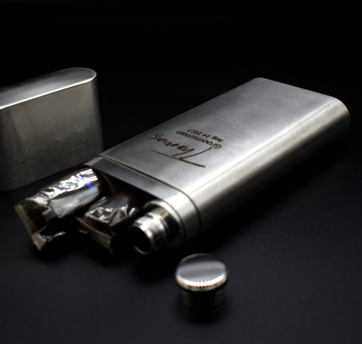 Stainless Steel Flask – Cigar Holder
