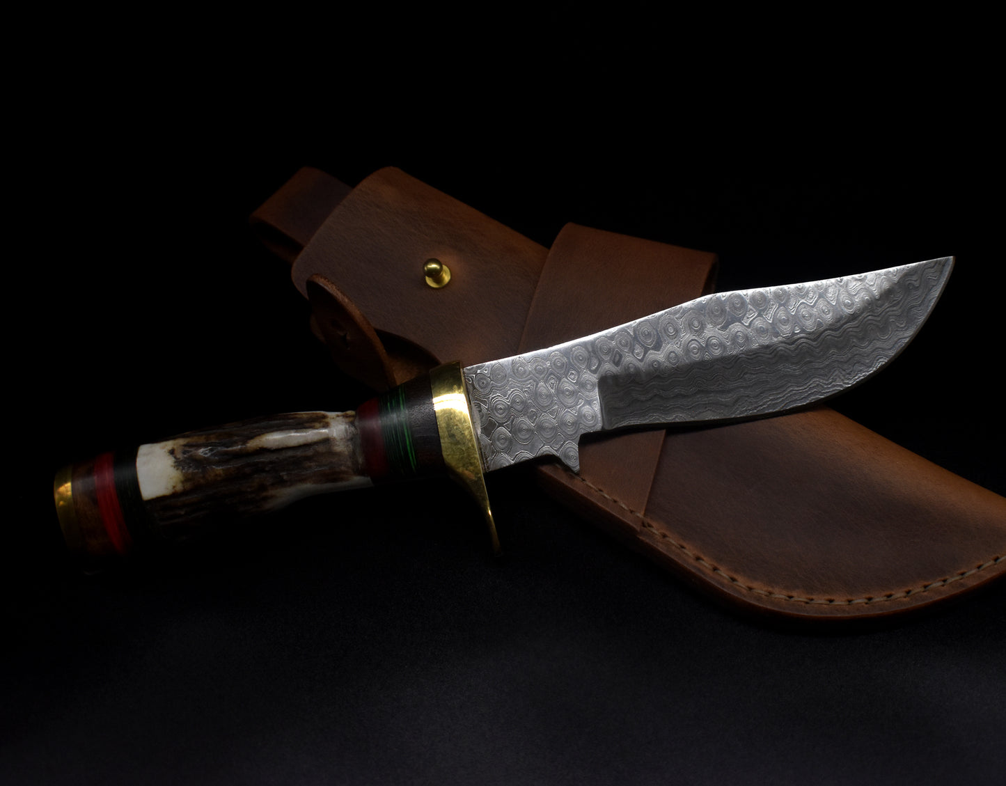 Damascus Hunting Knife – Stag Handle