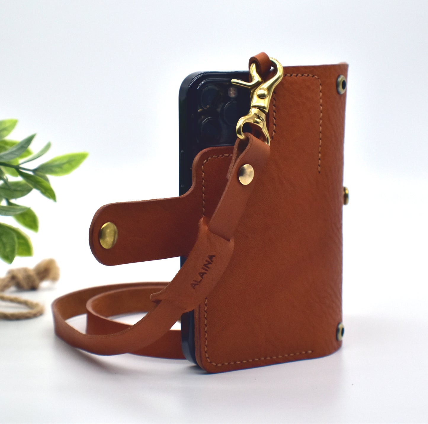 The Essential Leather Crossbody Case
