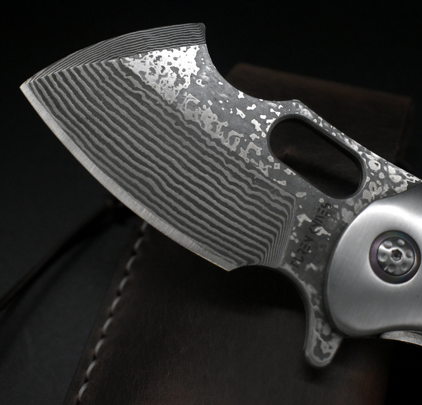 VG10 Damascus Pocket Knife – Snakewood Handle – Cleaver Blade