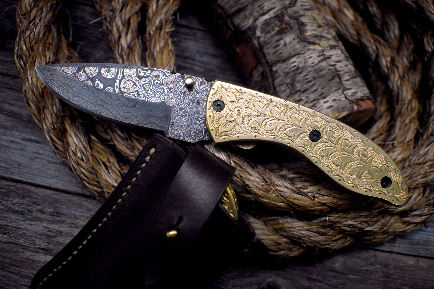 Damascus Pocket Knife – Carved Brass Handle