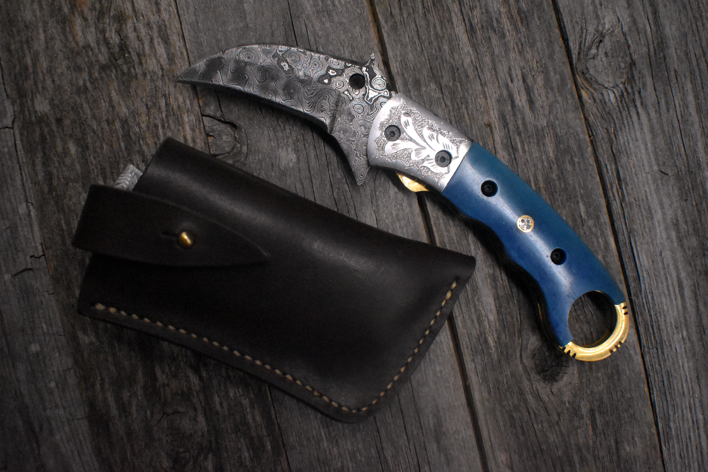 Damascus Karambit Knife – Blue Handle