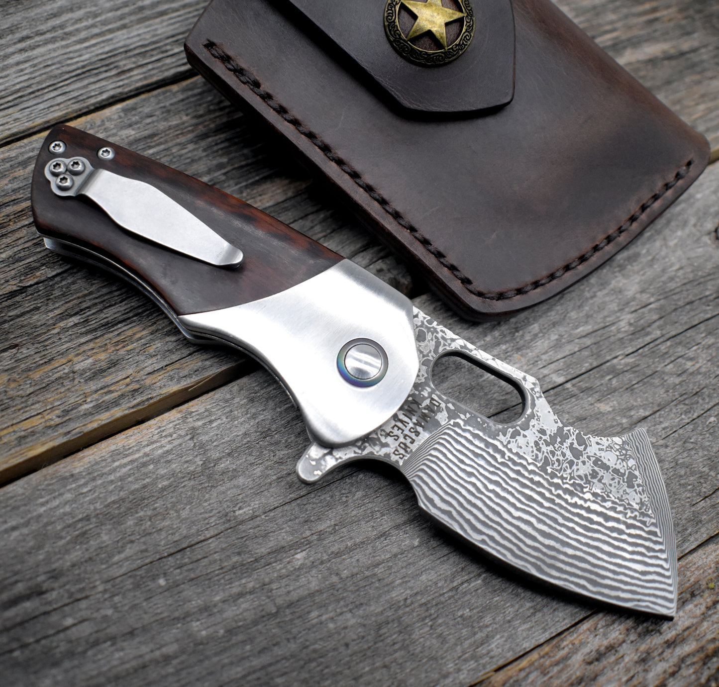VG10 Damascus Pocket Knife – Snakewood Handle – Cleaver Blade
