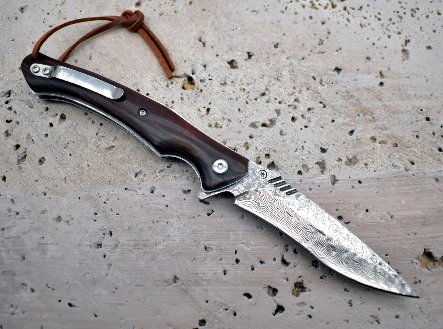 VG10 Damascus Pocket Knife – Rosewood Handle